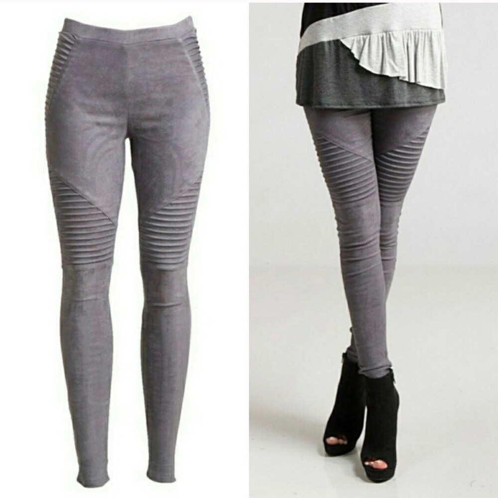 Last 1! 🌟Black Faux Suede Moto Leggings - Picture 3 of 3